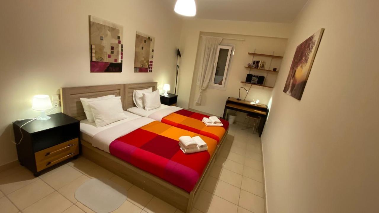 Patras Palm Tree Apartment ภายนอก รูปภาพ