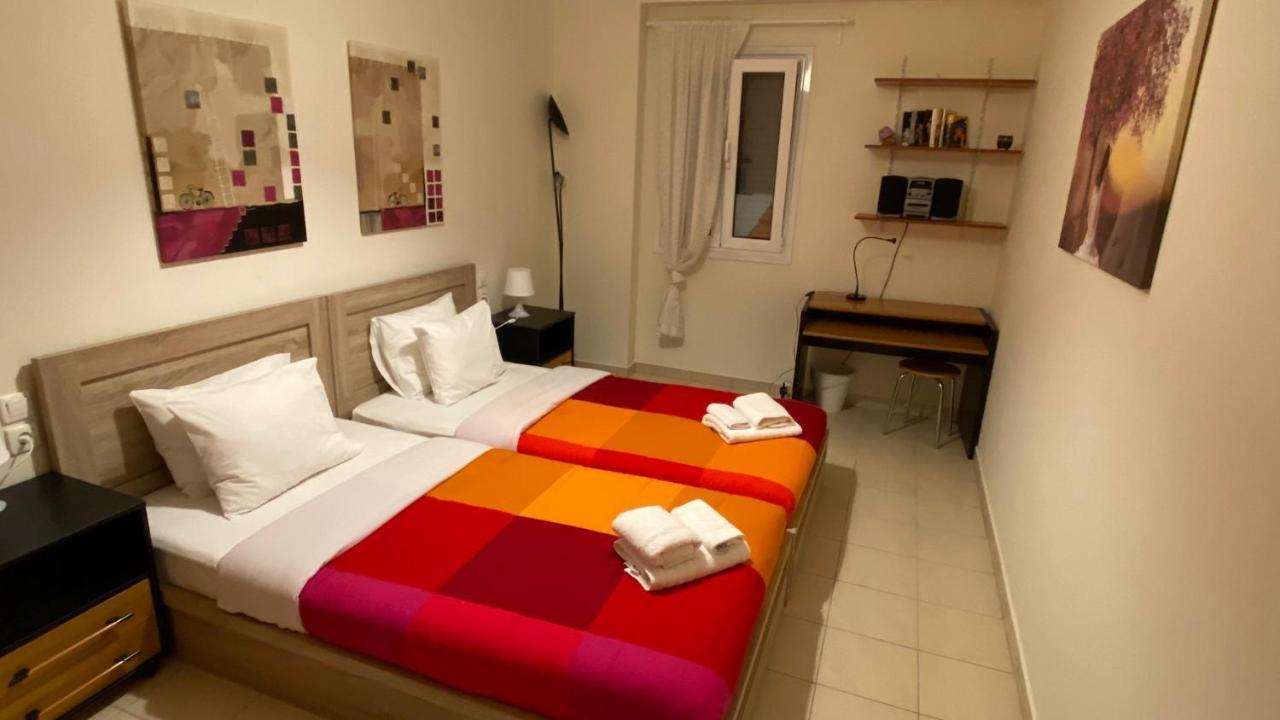 Patras Palm Tree Apartment ภายนอก รูปภาพ