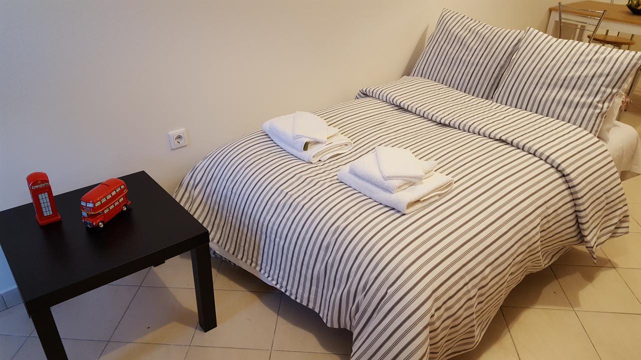 Patras Palm Tree Apartment ภายนอก รูปภาพ