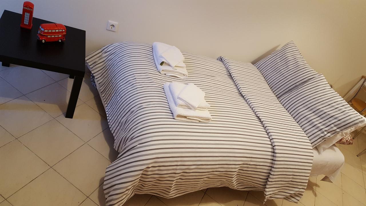 Patras Palm Tree Apartment ภายนอก รูปภาพ