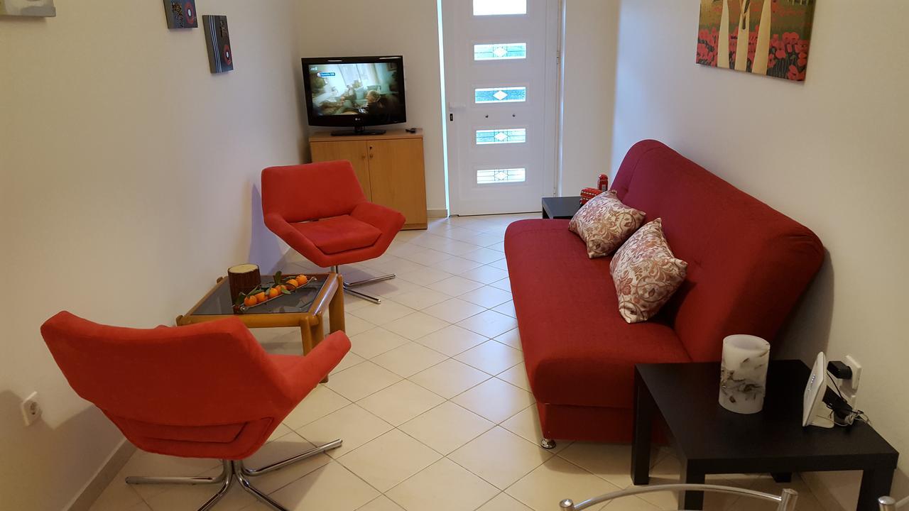 Patras Palm Tree Apartment ภายนอก รูปภาพ